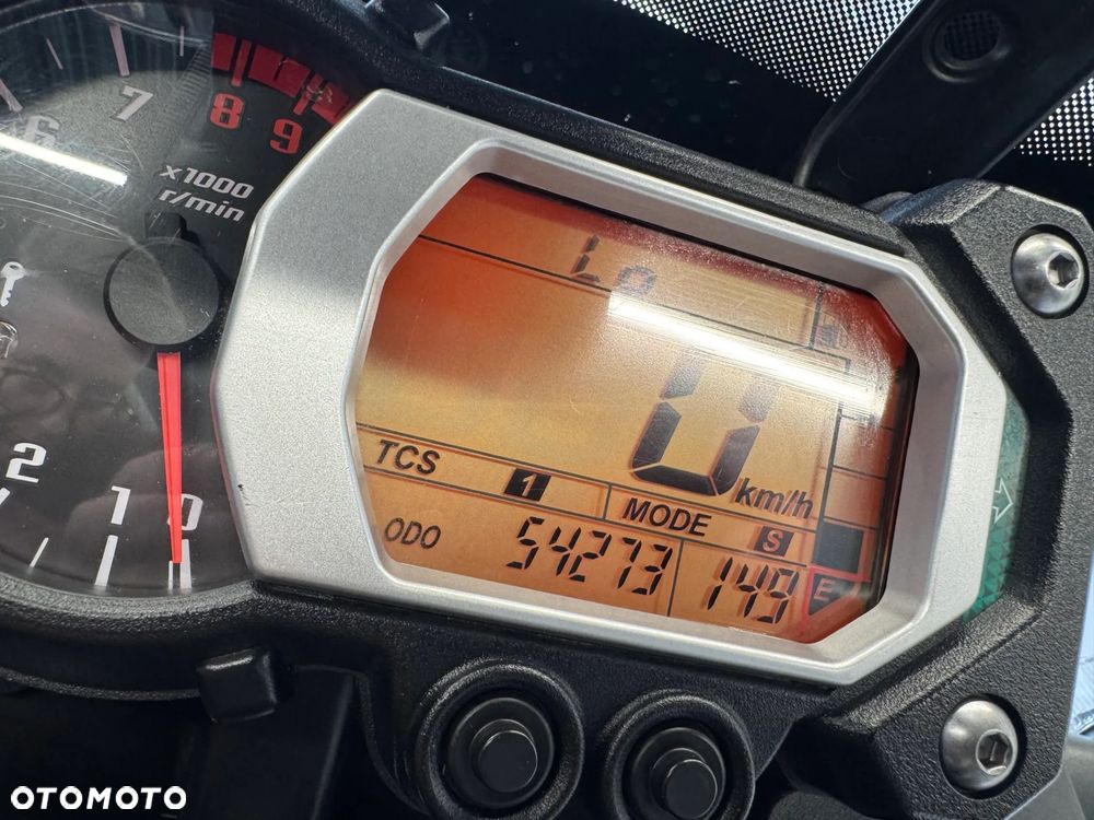 Yamaha Super Tenere - 34