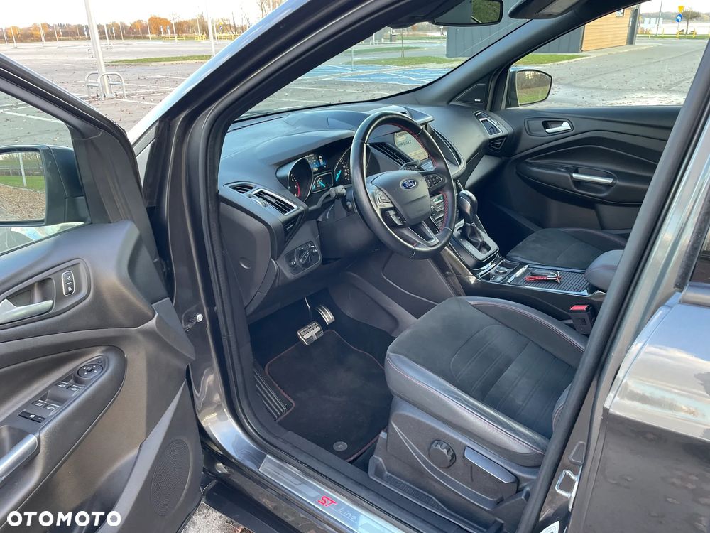 Ford Kuga 1.5 EcoBoost 4x4 ST-Line - 14