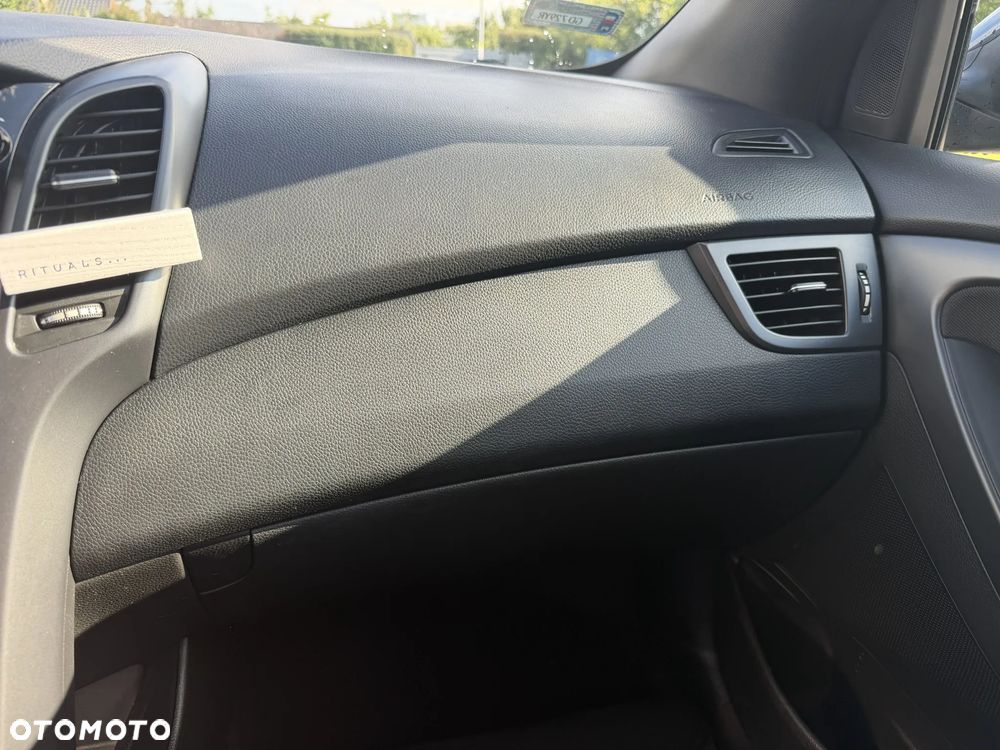 Hyundai i30 1.4 Trend - 13