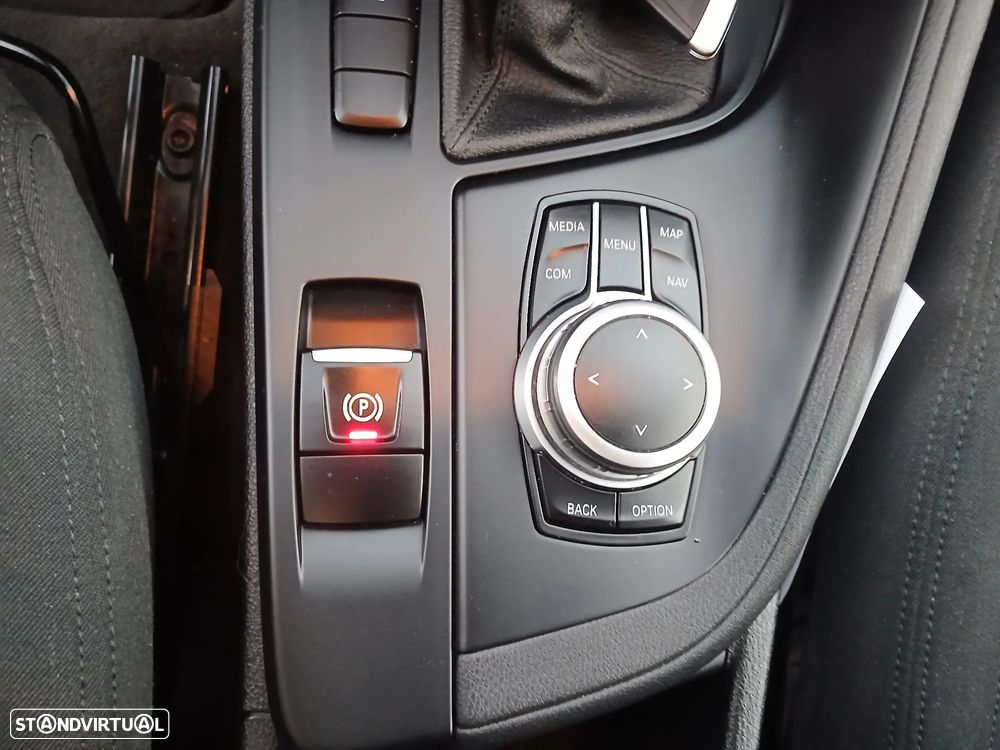 BMW X1 16 d sDrive Corporate Edition Auto - 23