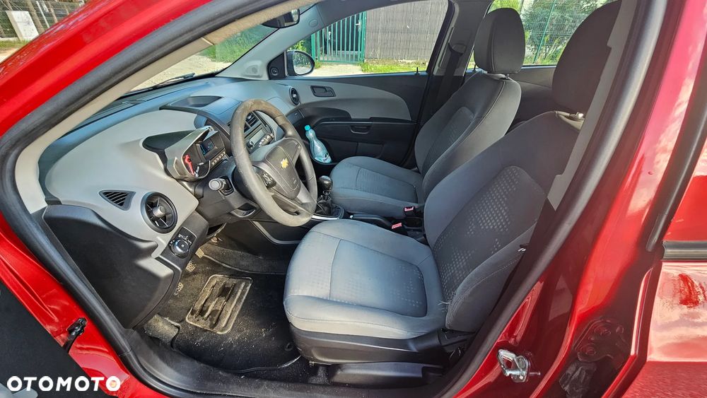 Chevrolet Aveo 1.2 LS - 12