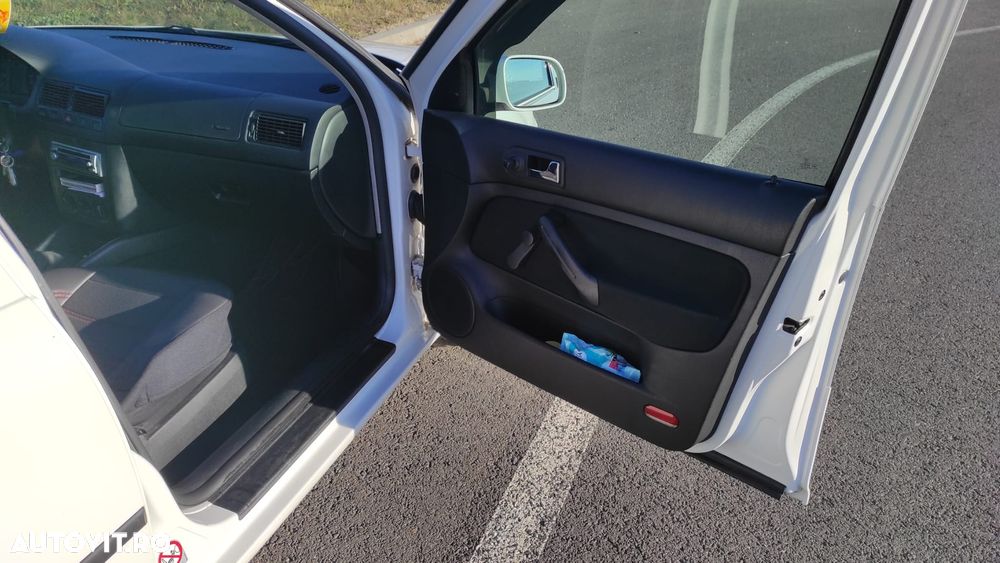Volkswagen Golf - 14
