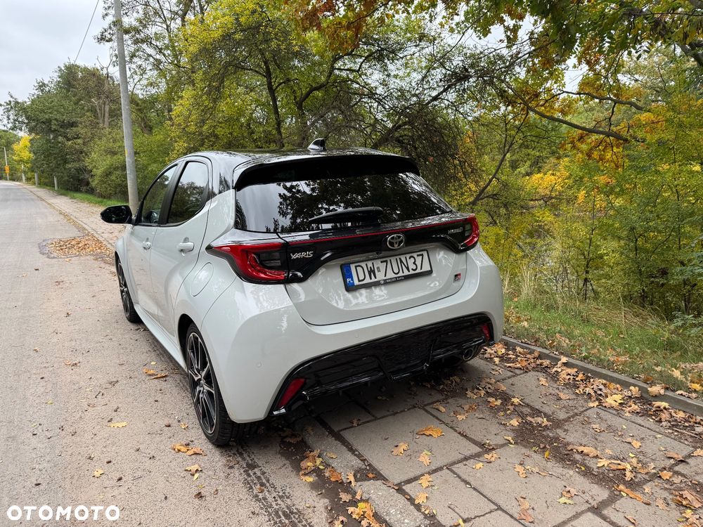 Toyota Yaris - 8