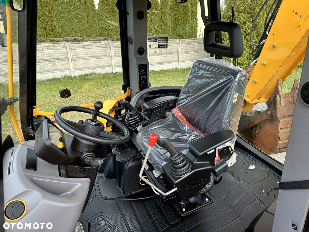 JCB 3CX PLUS AEC 300Mth Salon PL - 7