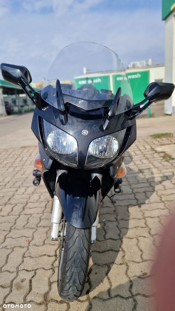Yamaha FJR - 10