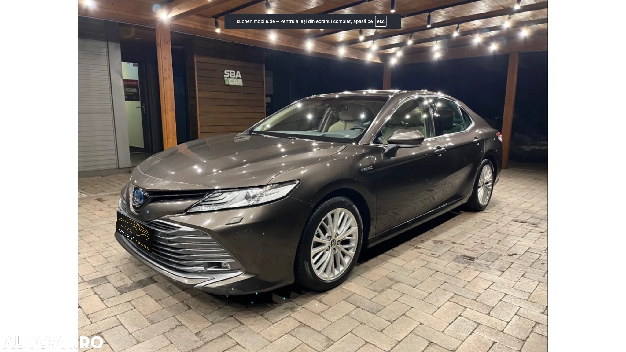Toyota Camry Executive - 6
