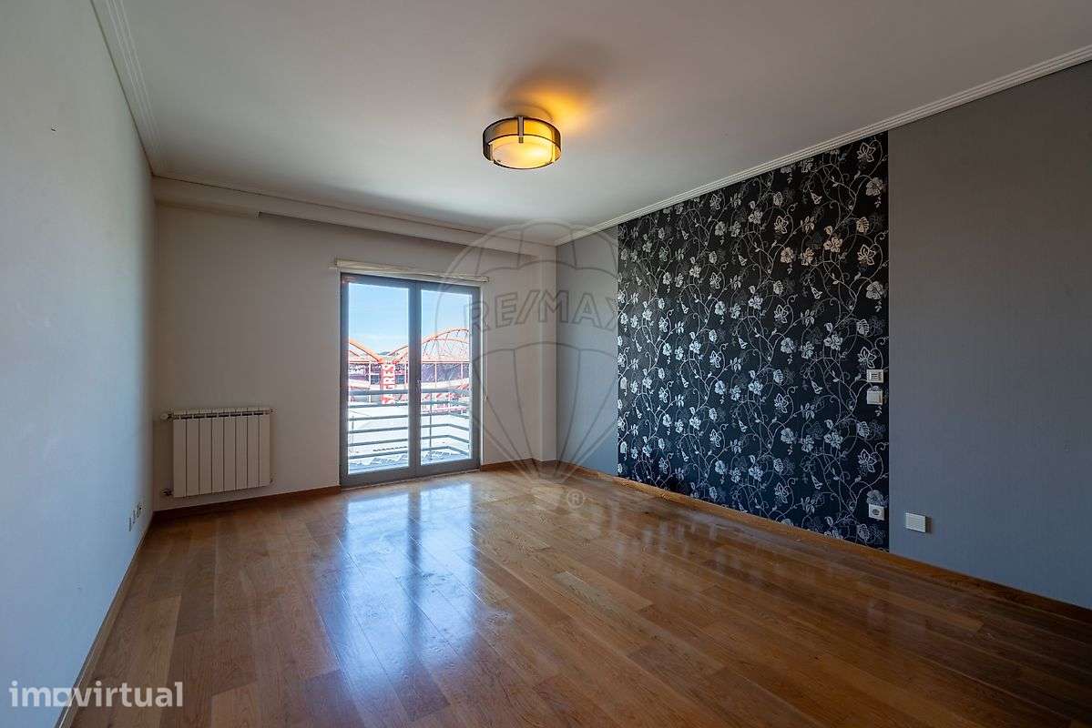 Apartamento T5 para venda - Grande imagem: 3/50