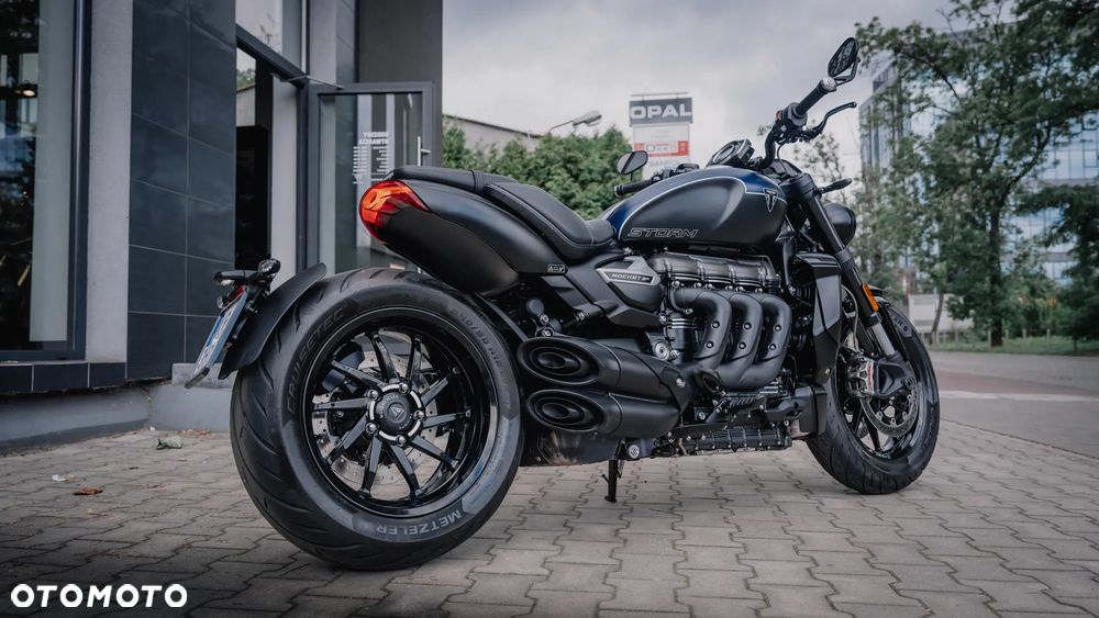 Triumph Rocket - 24