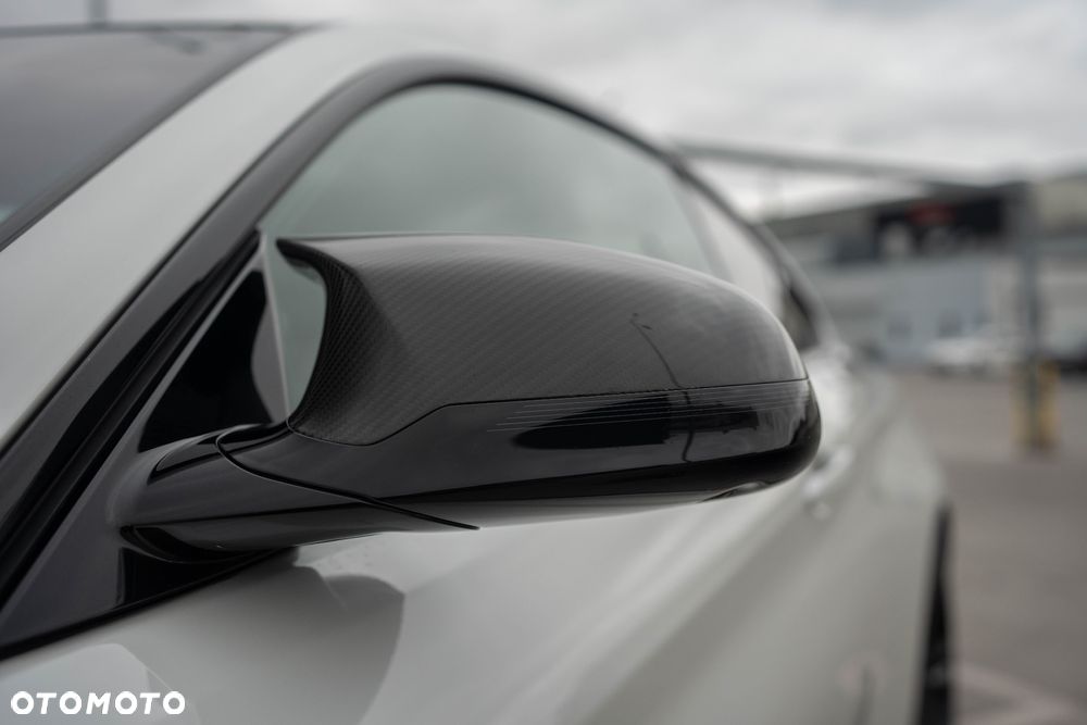 BMW M4 DKG - 35