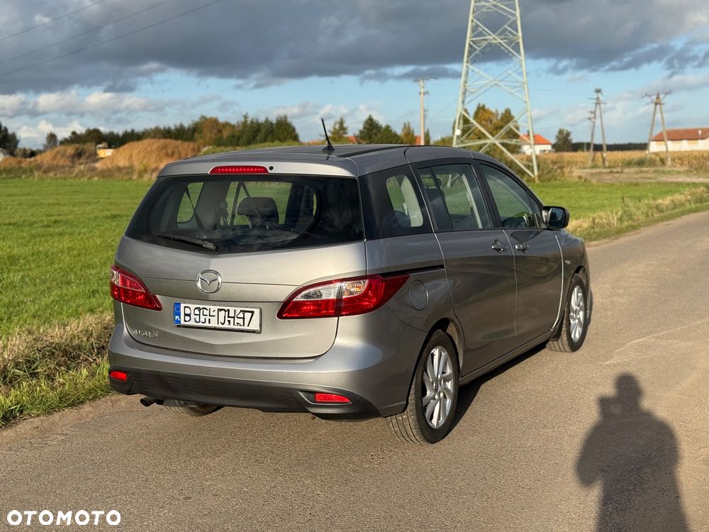 Mazda 5 - 6