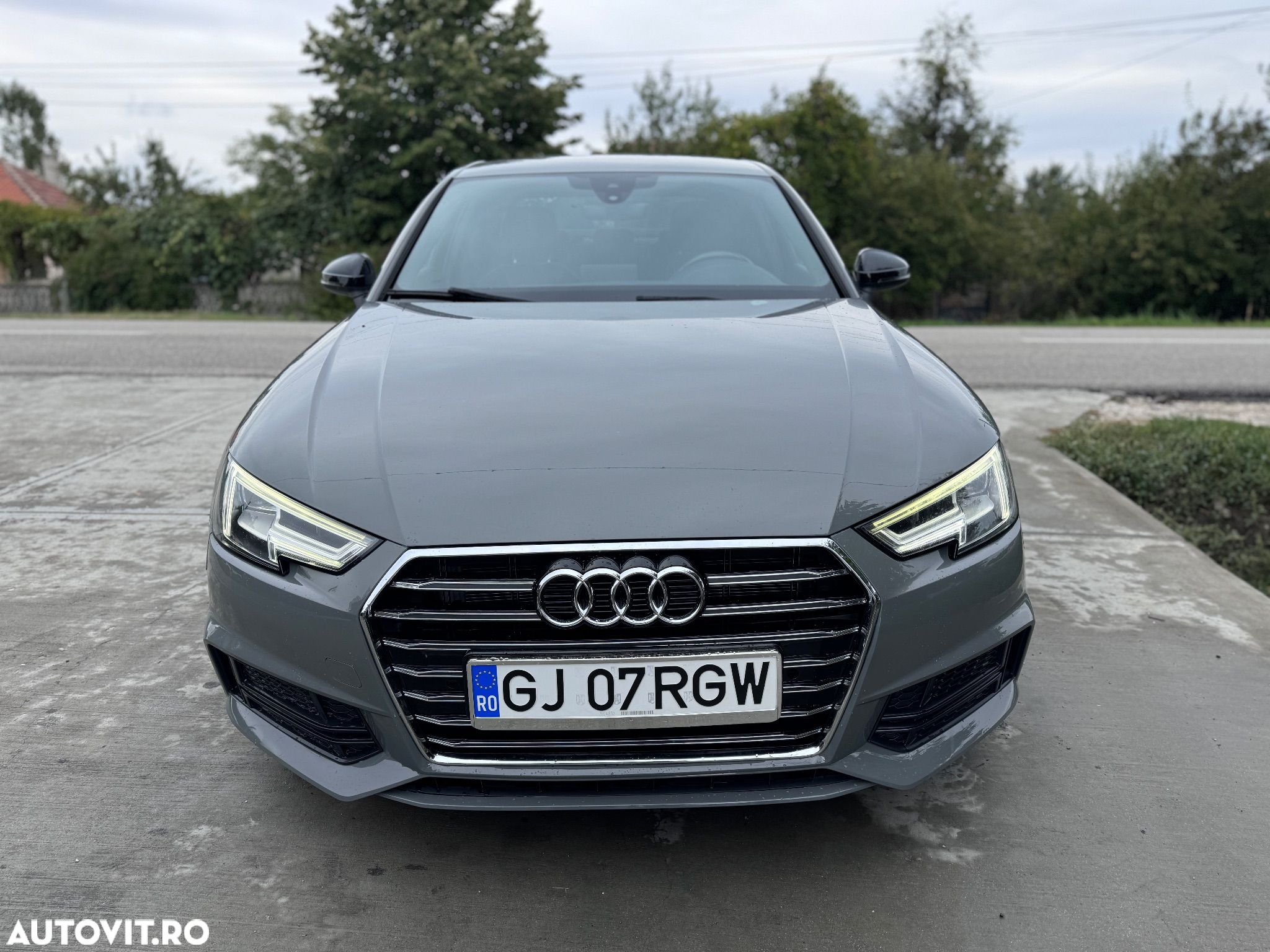 Audi A4 Avant 1.4 TFSI S tronic - 1