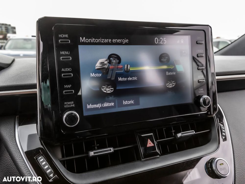 Toyota Corolla 2.0 Hybrid Business Edition - 28