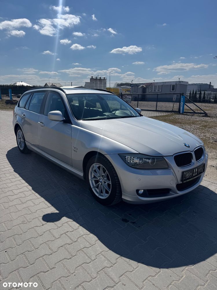 BMW Seria 3 320d xDrive DPF Edition Exclusive - 2