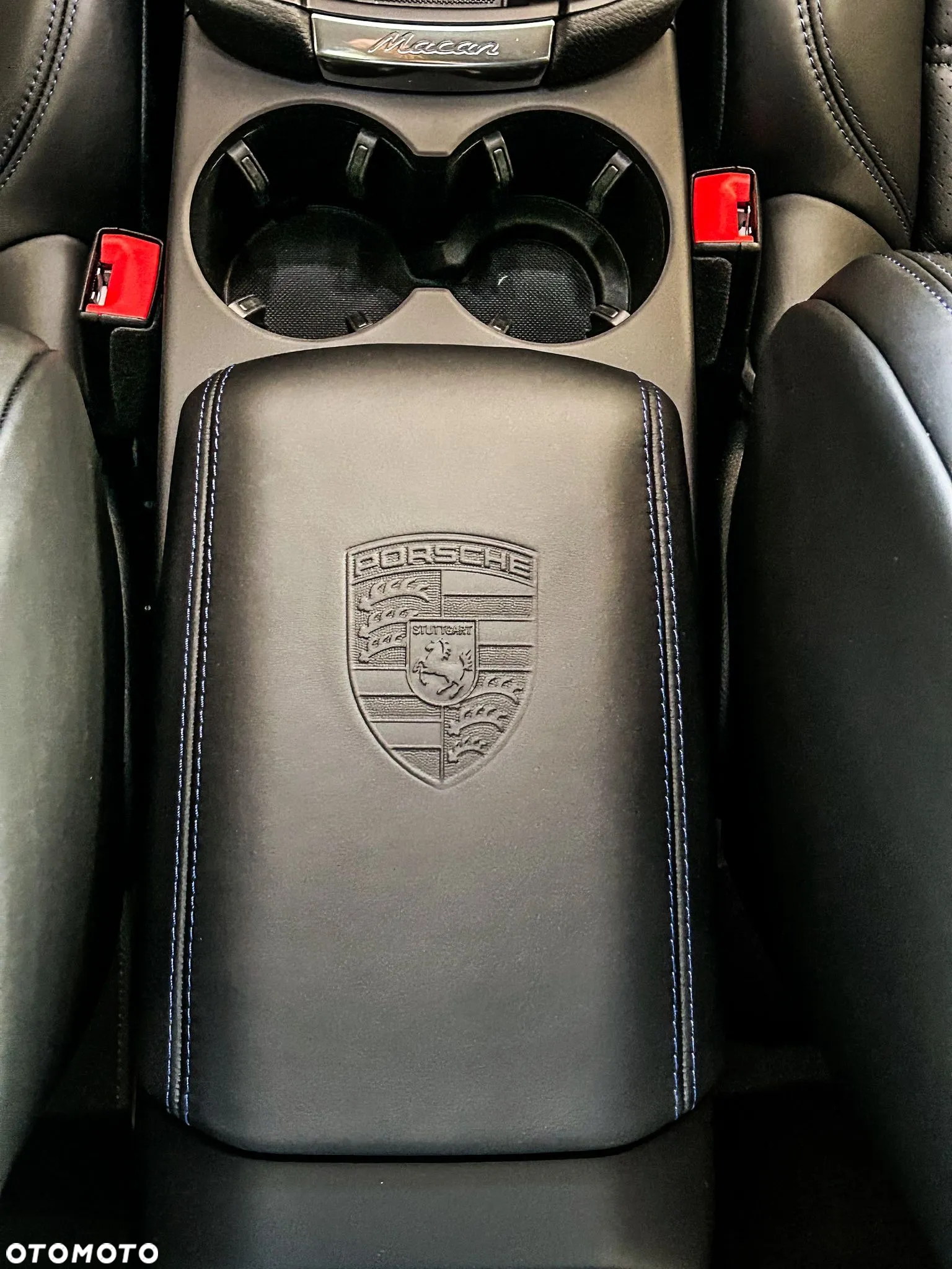 Porsche Macan T - 18