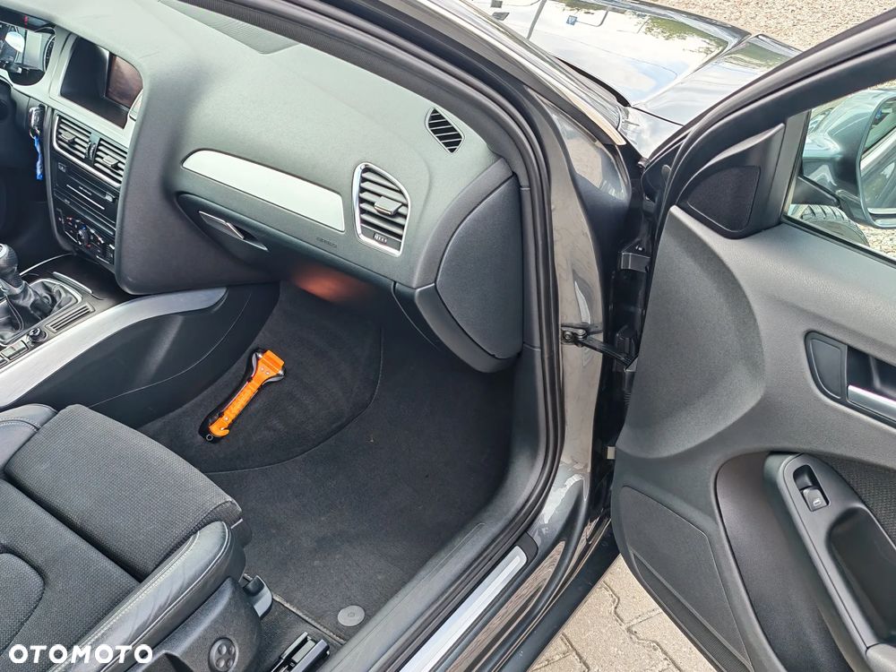 Audi A4 Avant - 25