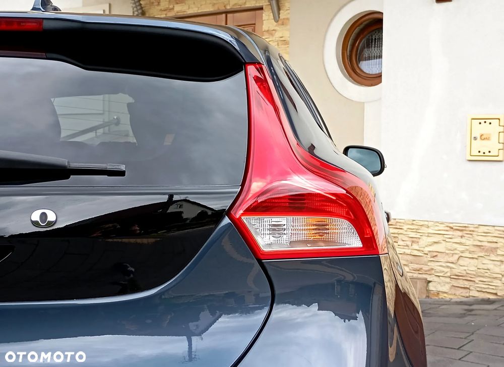 Volvo V40 T2 Drive-E Momentum - 34