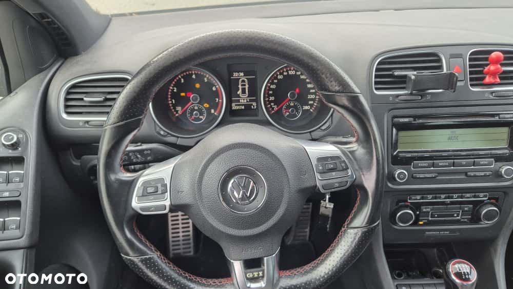 Volkswagen Golf 2.0 GTI - 9