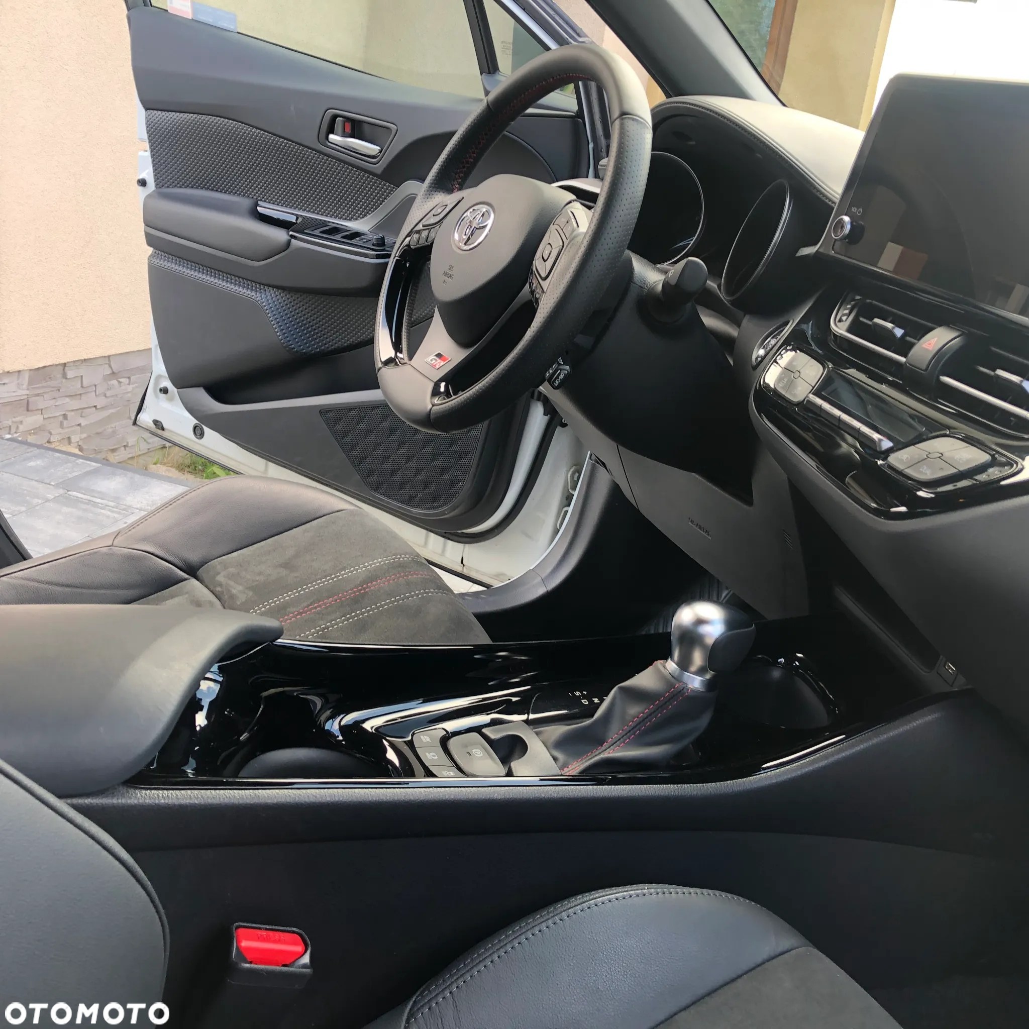 Toyota C-HR 2.0 Hybrid GR Sport - 9
