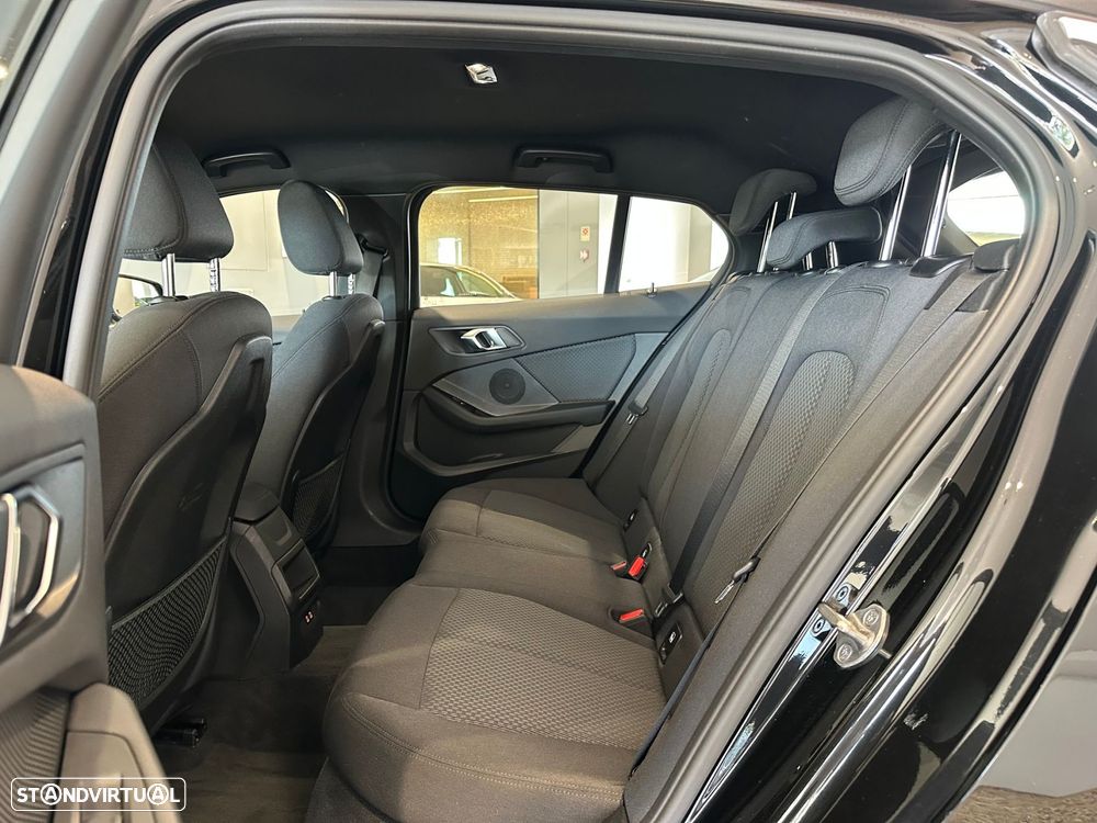 BMW 116 d Line Sport Auto - 32
