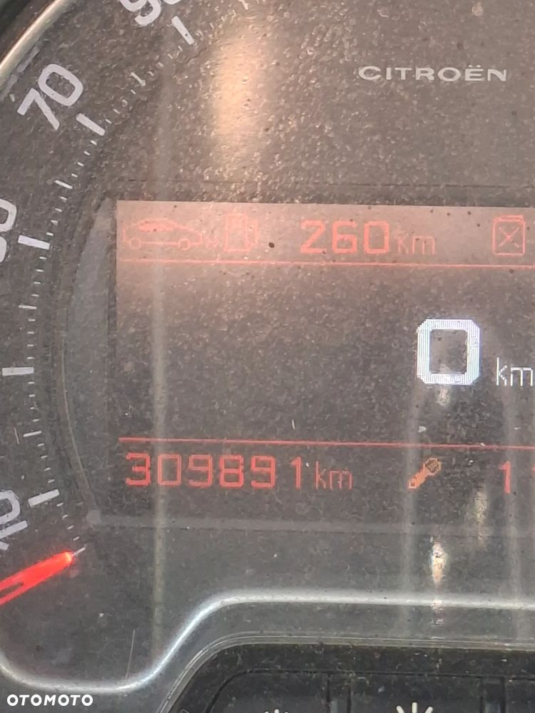 Citroën C5 1.6 HDi Attraction - 1