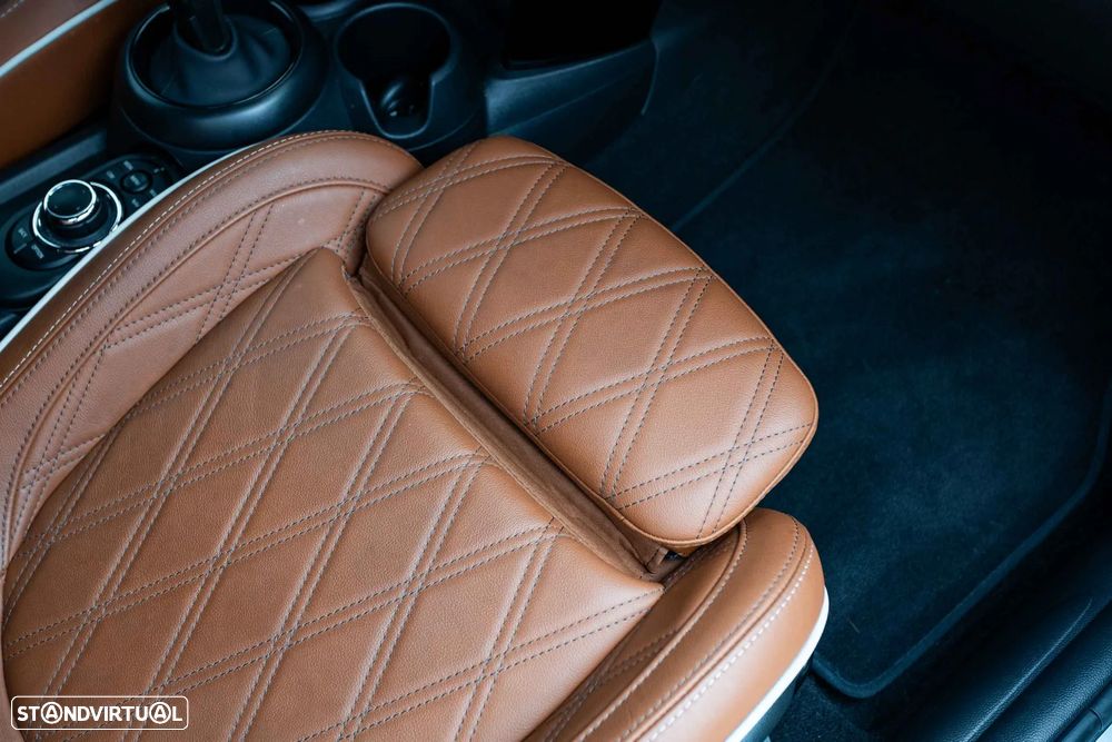 MINI Cabrio Cooper Premium Extra Classic Auto - 41