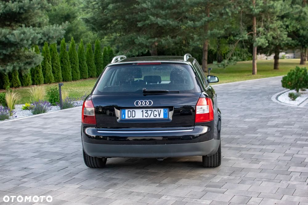 Audi A4 Avant - 11