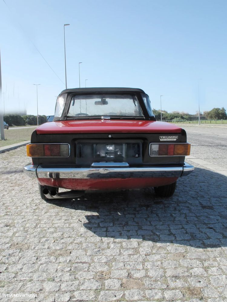 Triumph TR6 - 9