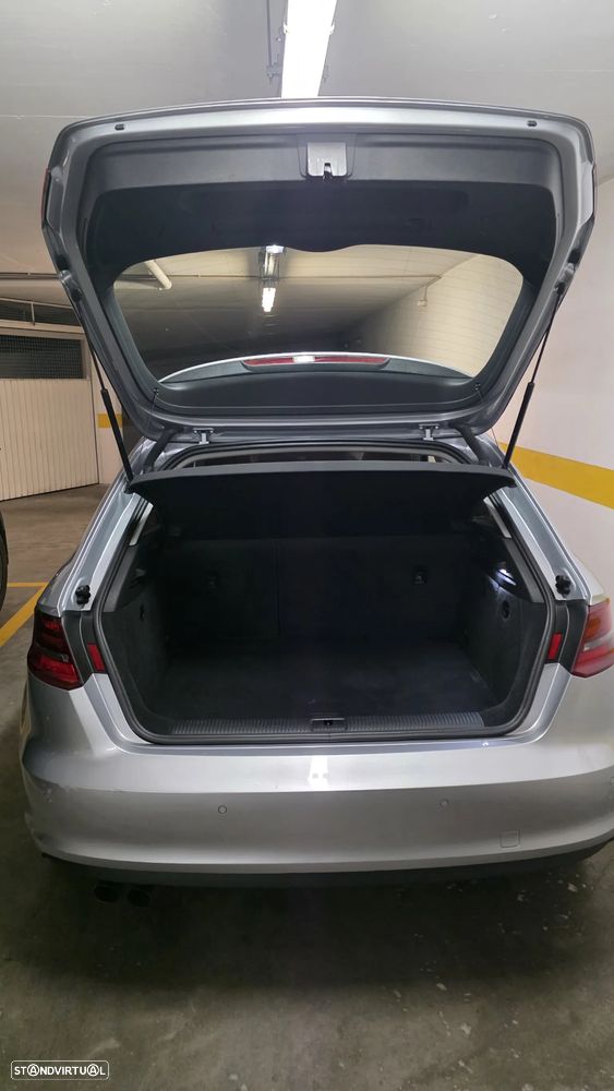 Audi A3 Sportback 2.0 TDI - 12