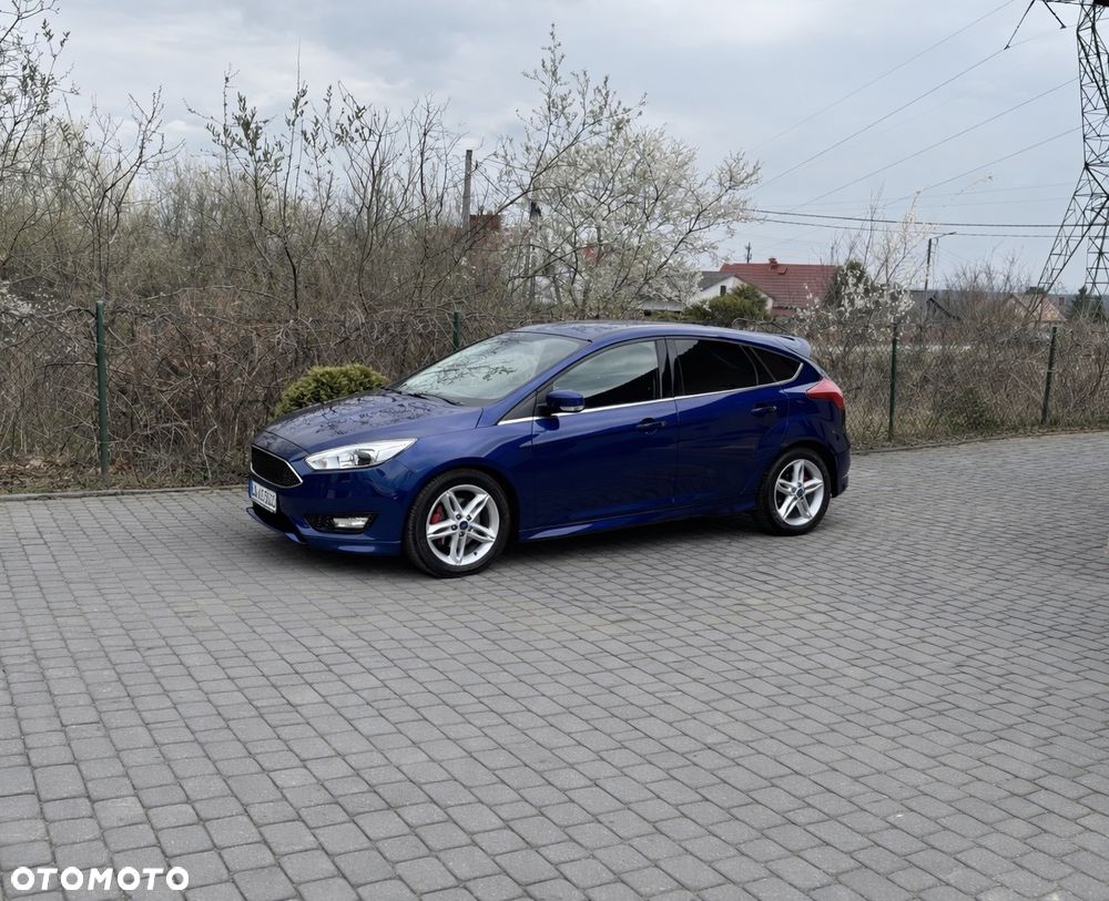Ford Focus 1.5 EcoBoost STart-Stopp-System ST-LINE - 2