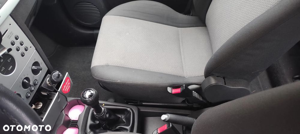 Opel Meriva - 11