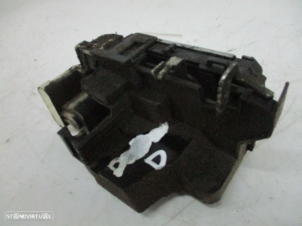 Fecho Porta Frente Dto Fiat Doblo Cargo (223_) - 3