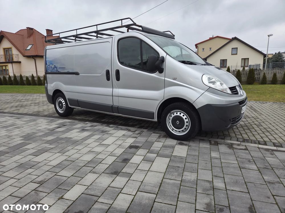 Renault TRAFIC LONG KLIMA TEMPOMAT ORYGINAŁ LAKIER I PRZEBIEG - 3