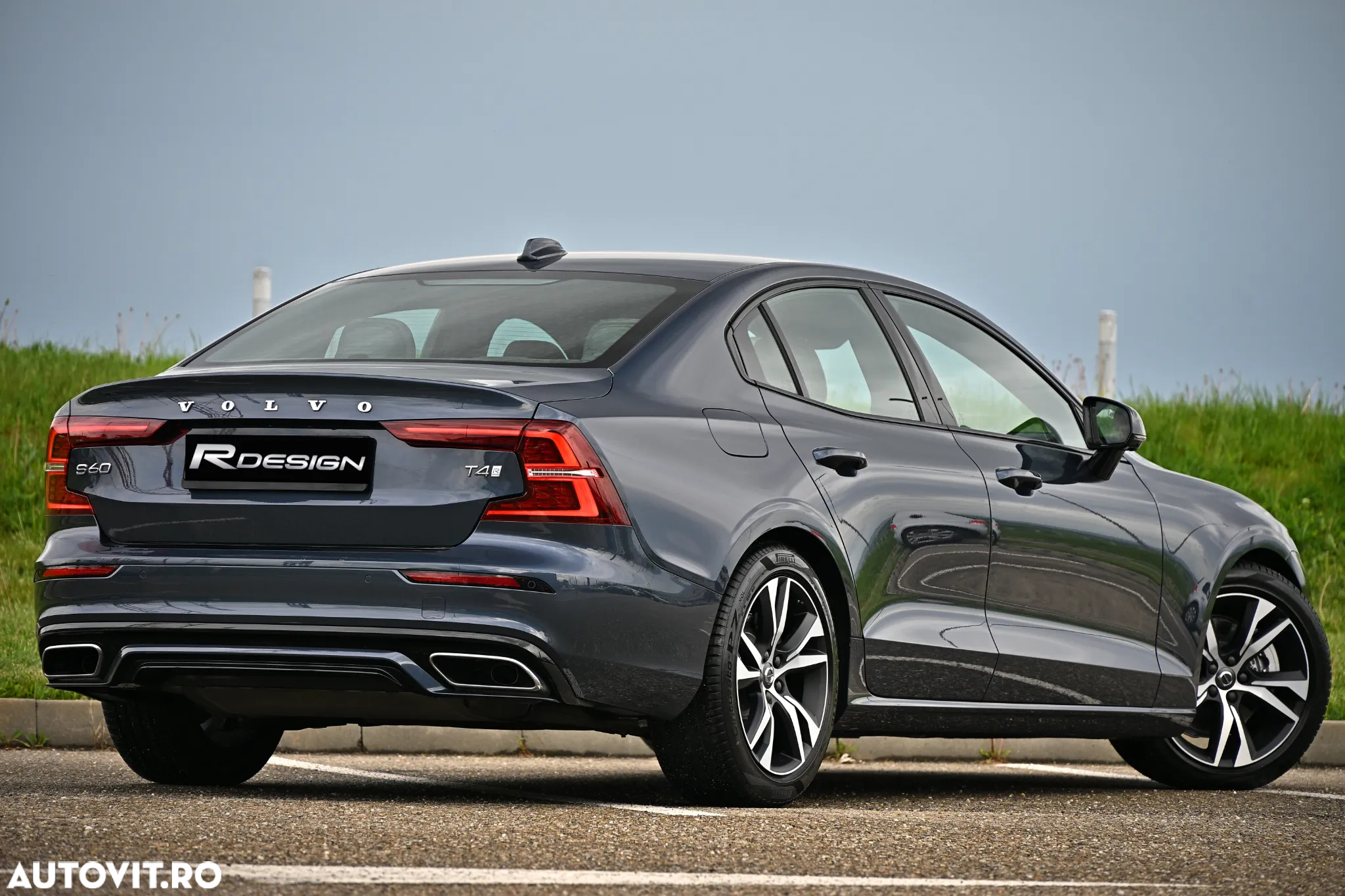 Volvo S60 T4 Geartronic RDesign - 9