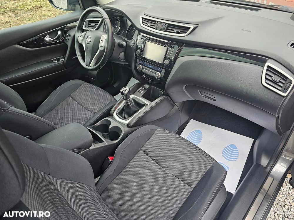 Nissan Qashqai 1.5 DCI Start/Stop Tekna - 9