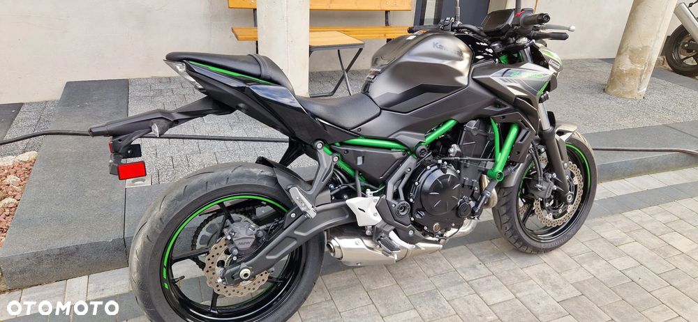 Kawasaki Z 650 - 5