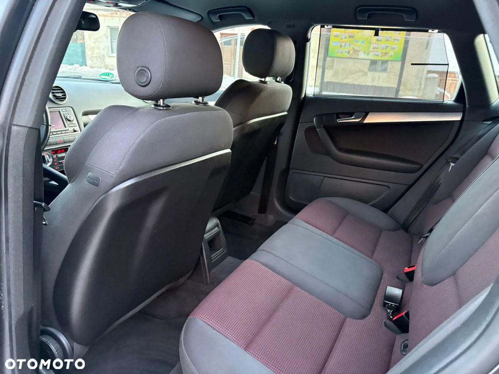 Audi A3 Sportback - 12