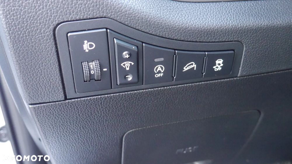 Kia Sportage 1.7 CRDI 2WD Dream-Team Edition - 23