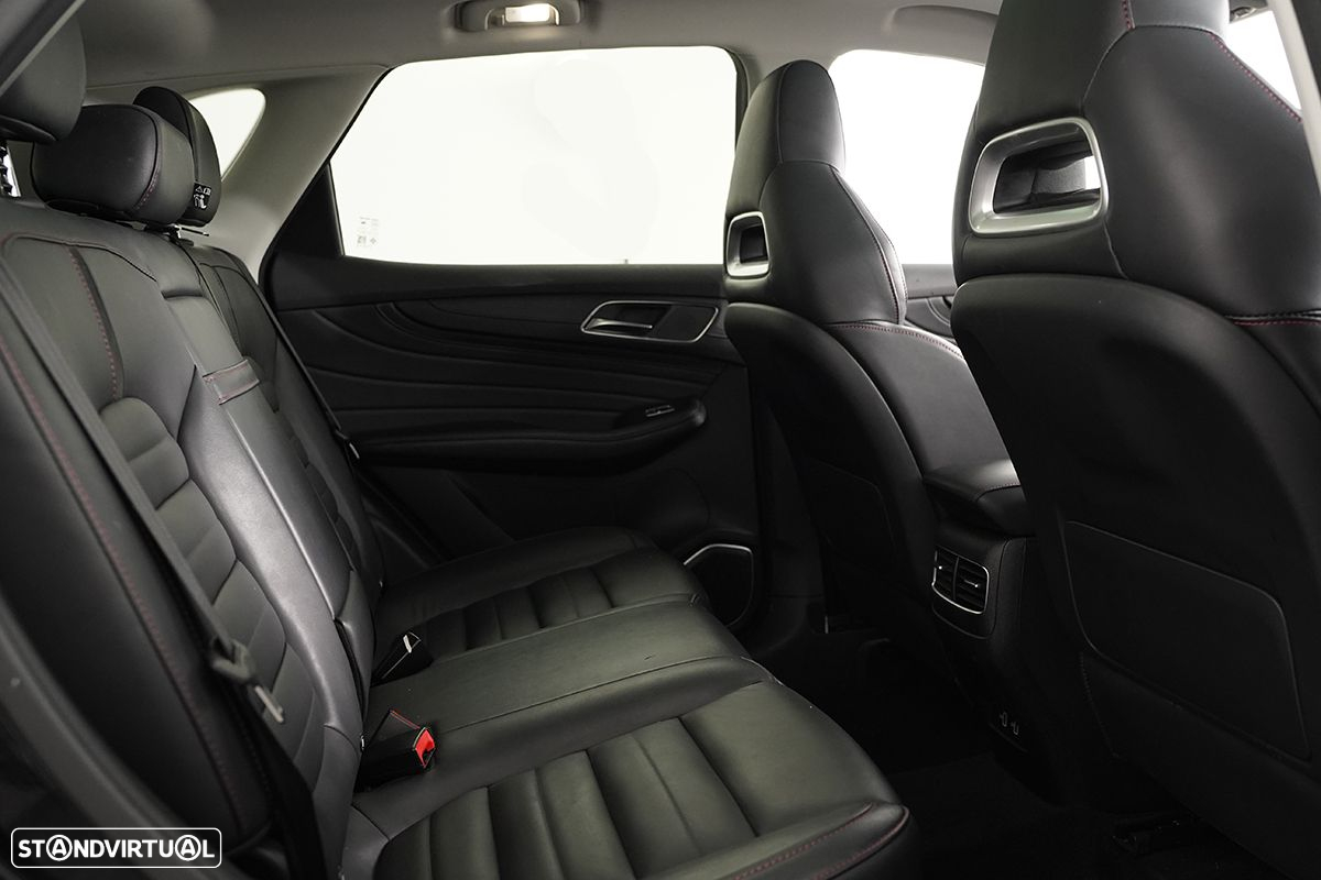 MG EHS 1.5 T-GDI Plug-in Hybrid Luxury - 24