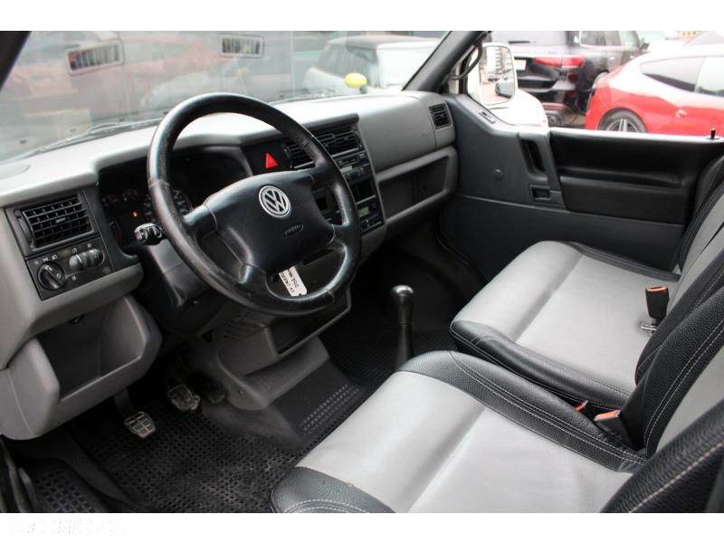 Volkswagen Transporter - 8