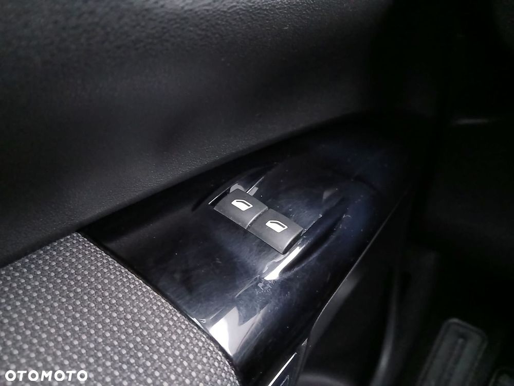 Citroën C4 1.2 PureTech Feel Edition - 28