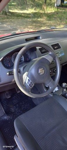 Suzuki Swift - 5