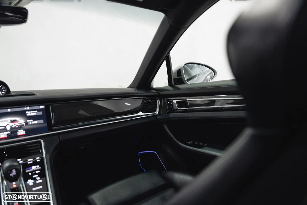 Porsche Panamera Sport Turismo 4 E-Hybrid Edition 10 Anos - 54