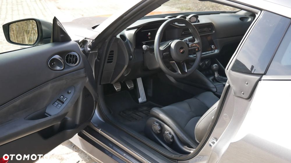 Nissan 400 Z - 15
