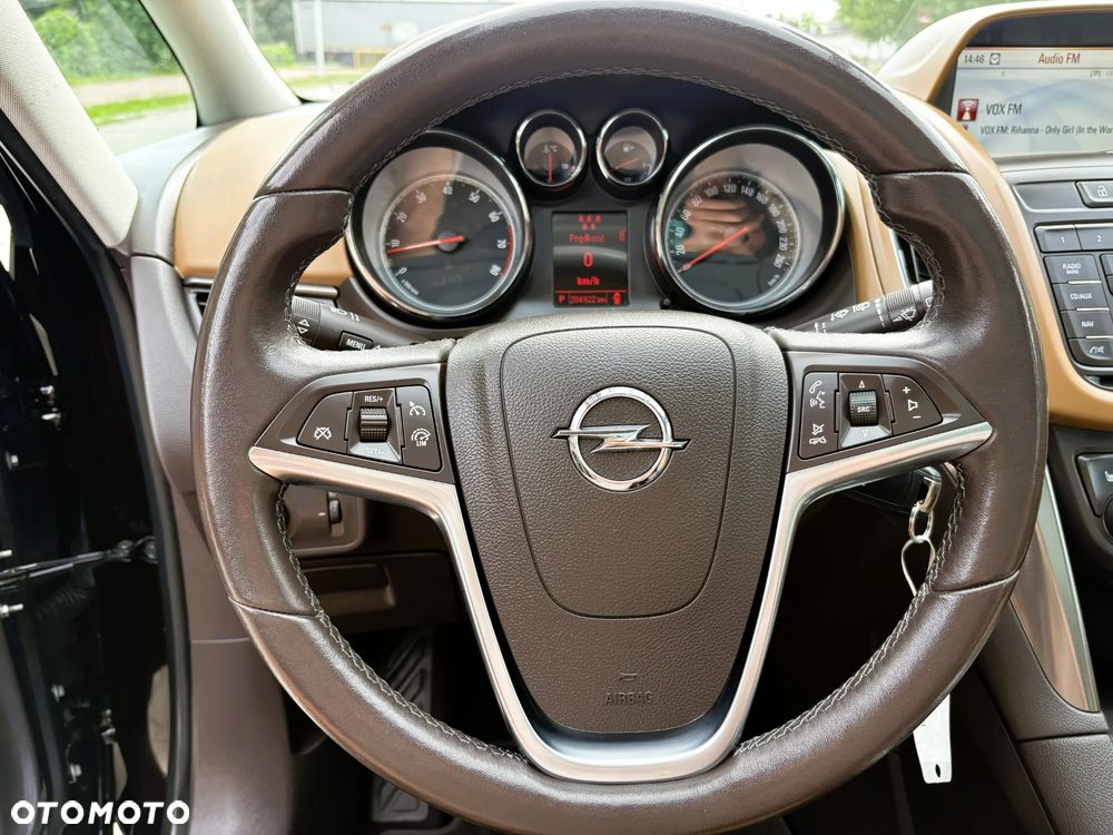 Opel Zafira - 25