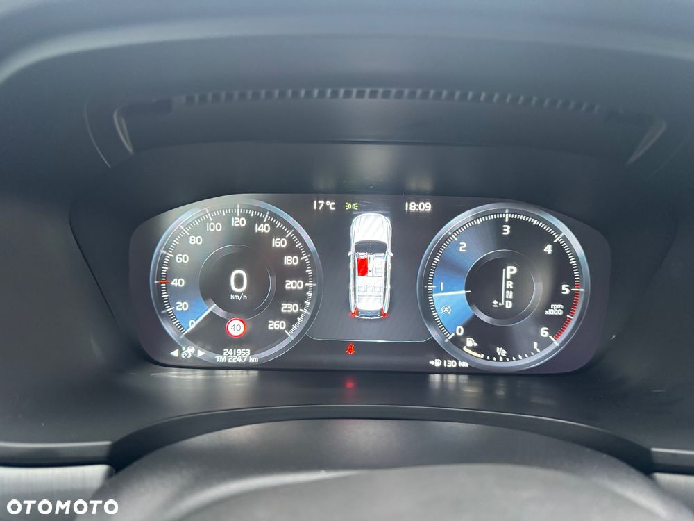 Volvo V90 D4 Geartronic Momentum Pro - 9