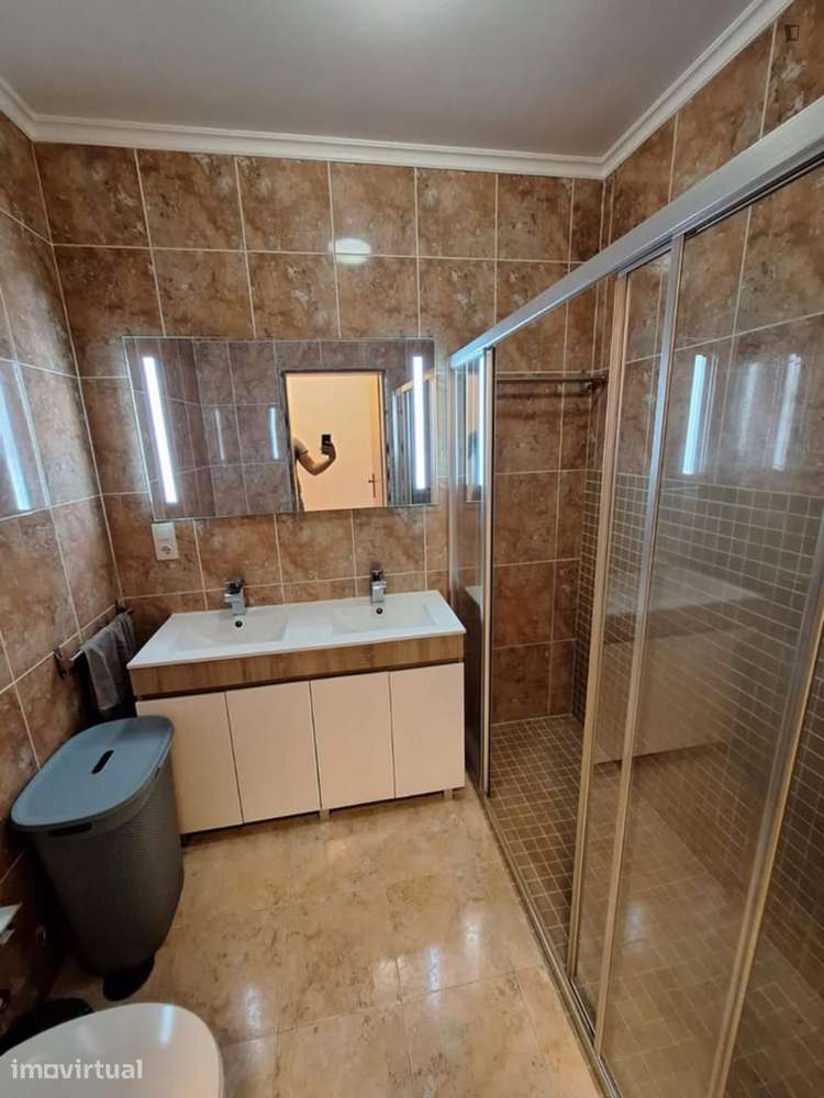 Apartamento com 2 quartos - localizado em Ponta delgada - Grande imagem: 2/12