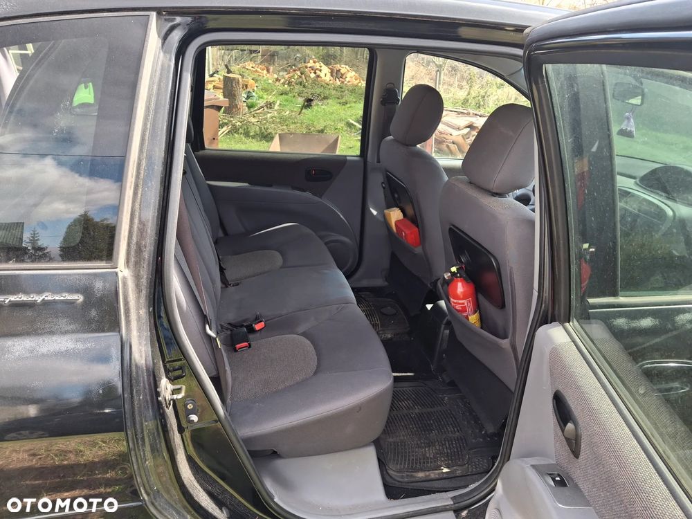 Hyundai Matrix 1.8 Elegance / Style - 6