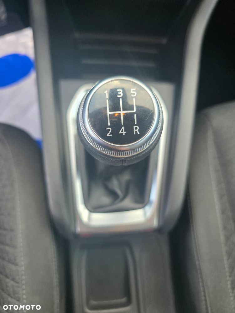 Renault Clio - 10