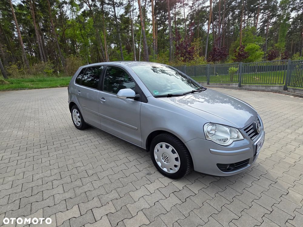Volkswagen Polo - 4