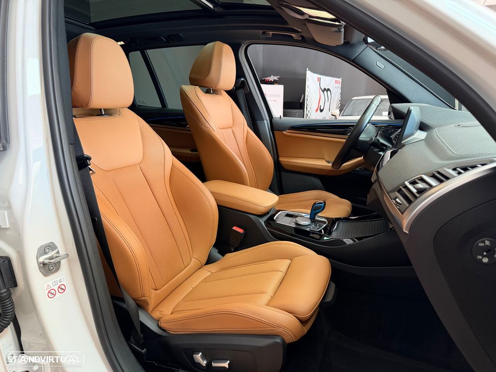 BMW iX3 M Sport Impressive - 13